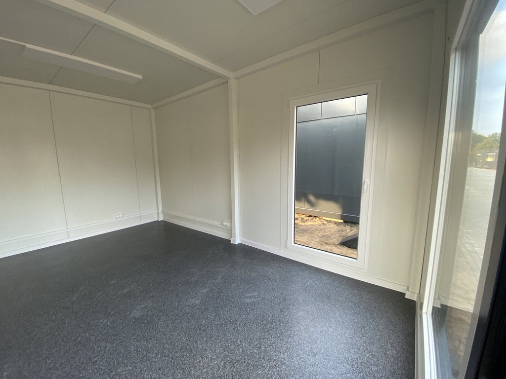 Contenedor de oficina tipo "London" 6,00 x 5,00 m