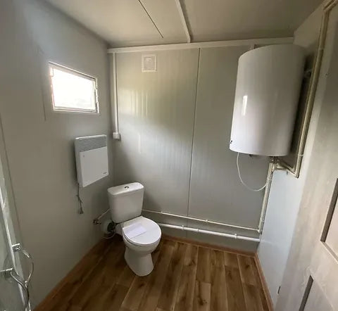 Contenedor Oficina 6,00 X 2,40 Con WC, Ducha y Cocina ( Ref: 2390 )