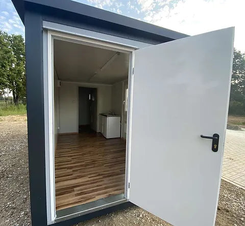 Contenedor Oficina 6,00 X 2,40 Con WC, Ducha y Cocina ( Ref: 2390 )